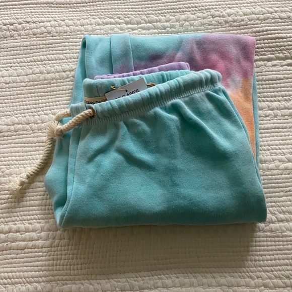 NWT marching tie dye loungewear set!! - Picture 5 of 10